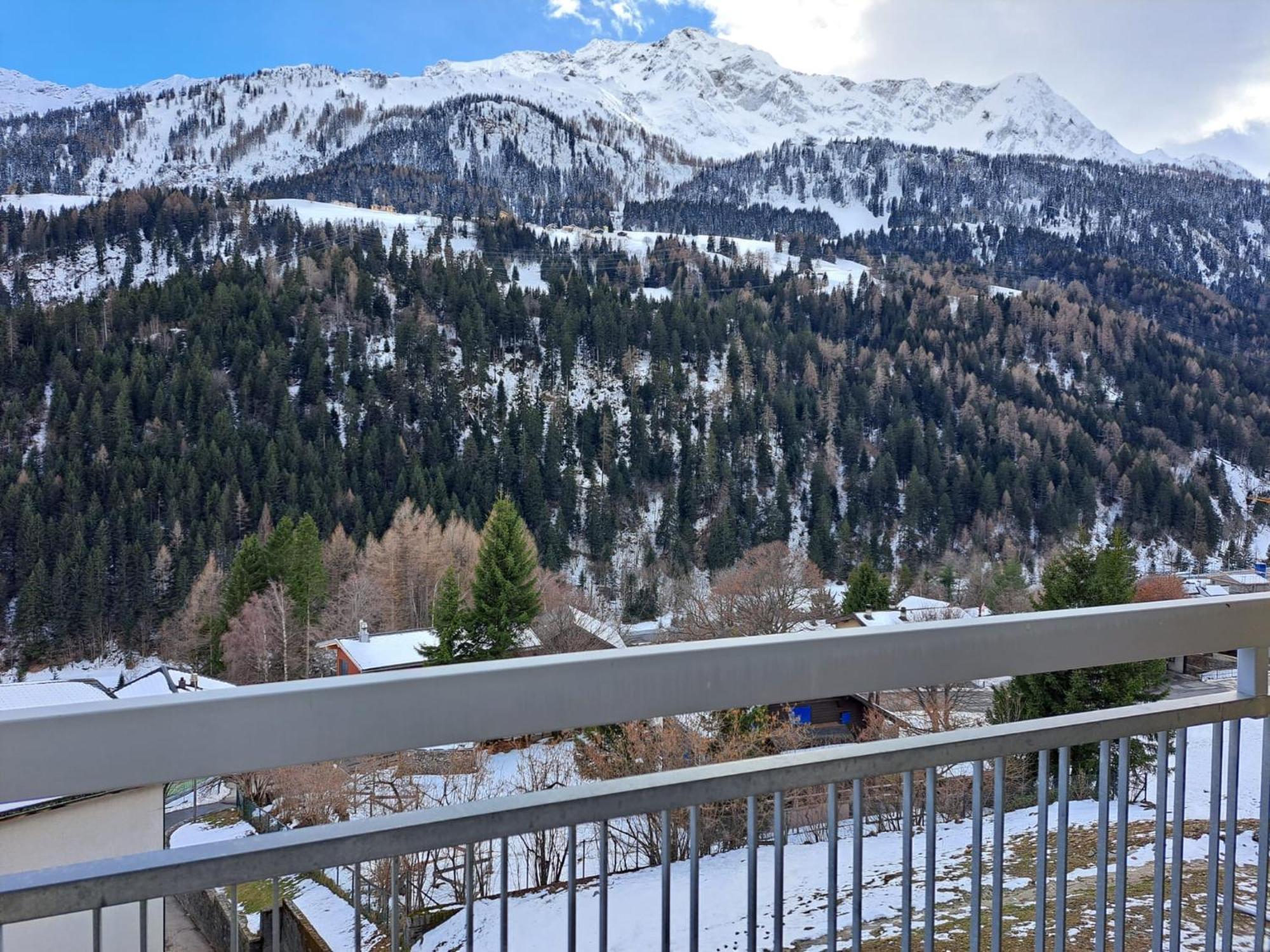 Airolo Valley Apartments By Quokka 360 - Cozy With Mountain View מראה חיצוני תמונה